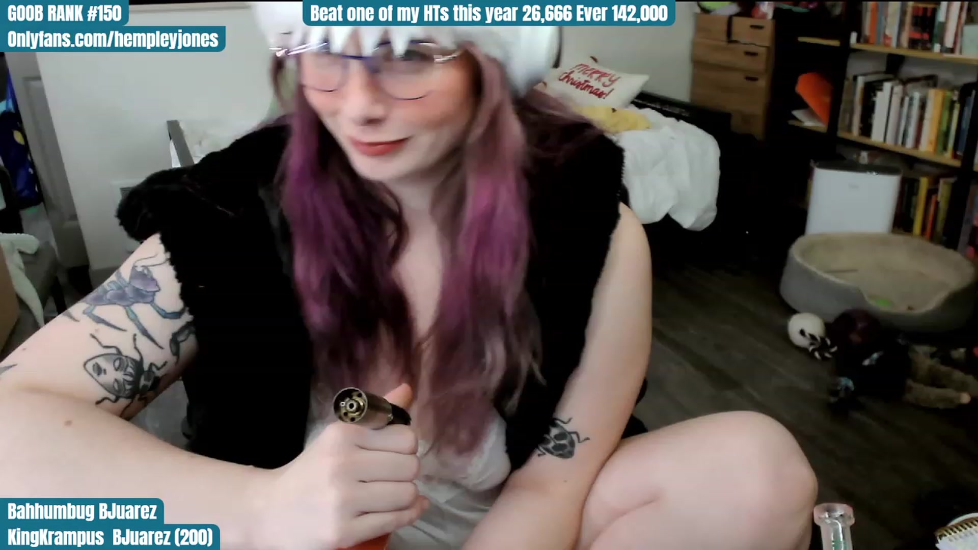 Gallery image thumbnail from Hempley's myfreecams stream on, 12/17/2023, 01:38 image 3 of 20