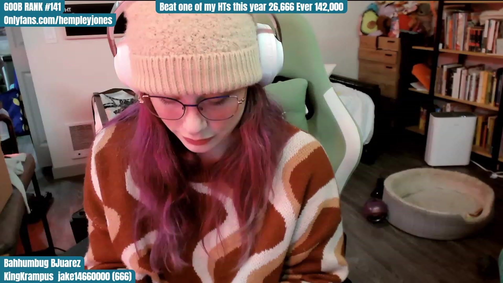 Gallery image thumbnail from Hempley's myfreecams stream on, 12/17/2023, 07:33 image 9 of 20