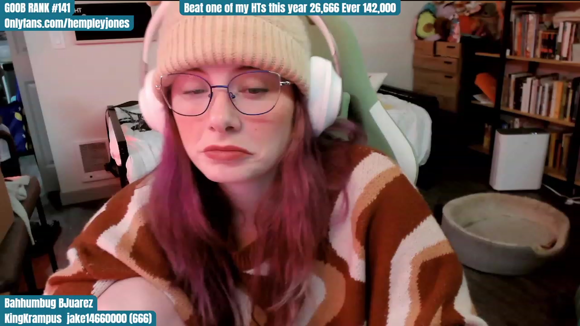 Gallery image thumbnail from Hempley's myfreecams stream on, 12/17/2023, 07:33 image 5 of 20