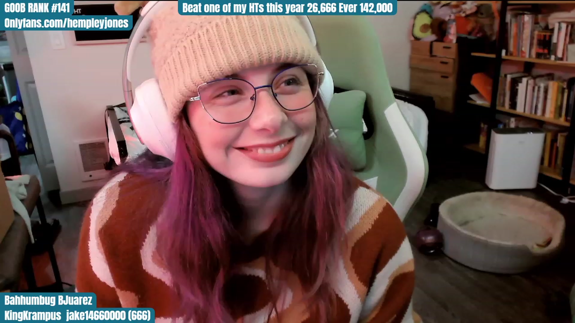 Gallery image thumbnail from Hempley's myfreecams stream on, 12/17/2023, 07:33 image 10 of 20