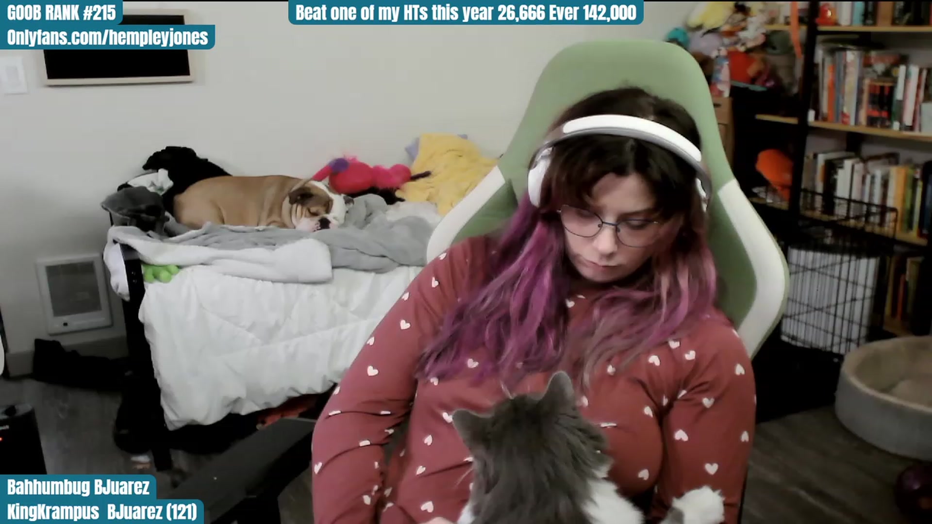 Gallery image thumbnail from Hempley's myfreecams stream on, 12/24/2023, 02:42 image 14 of 20