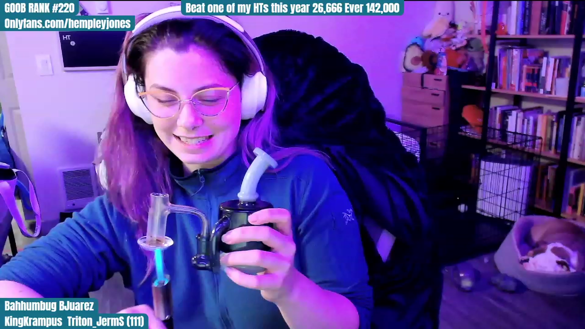 Gallery image thumbnail from Hempley's myfreecams stream on, 12/25/2023, 04:05 image 4 of 20
