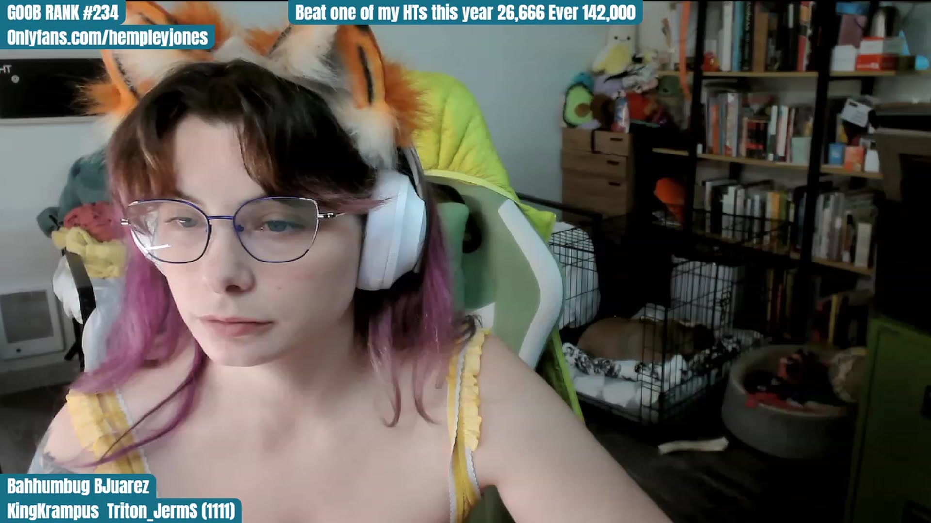 Gallery image thumbnail from Hempley's myfreecams stream on, 12/31/2023, 01:06 image 20 of 20