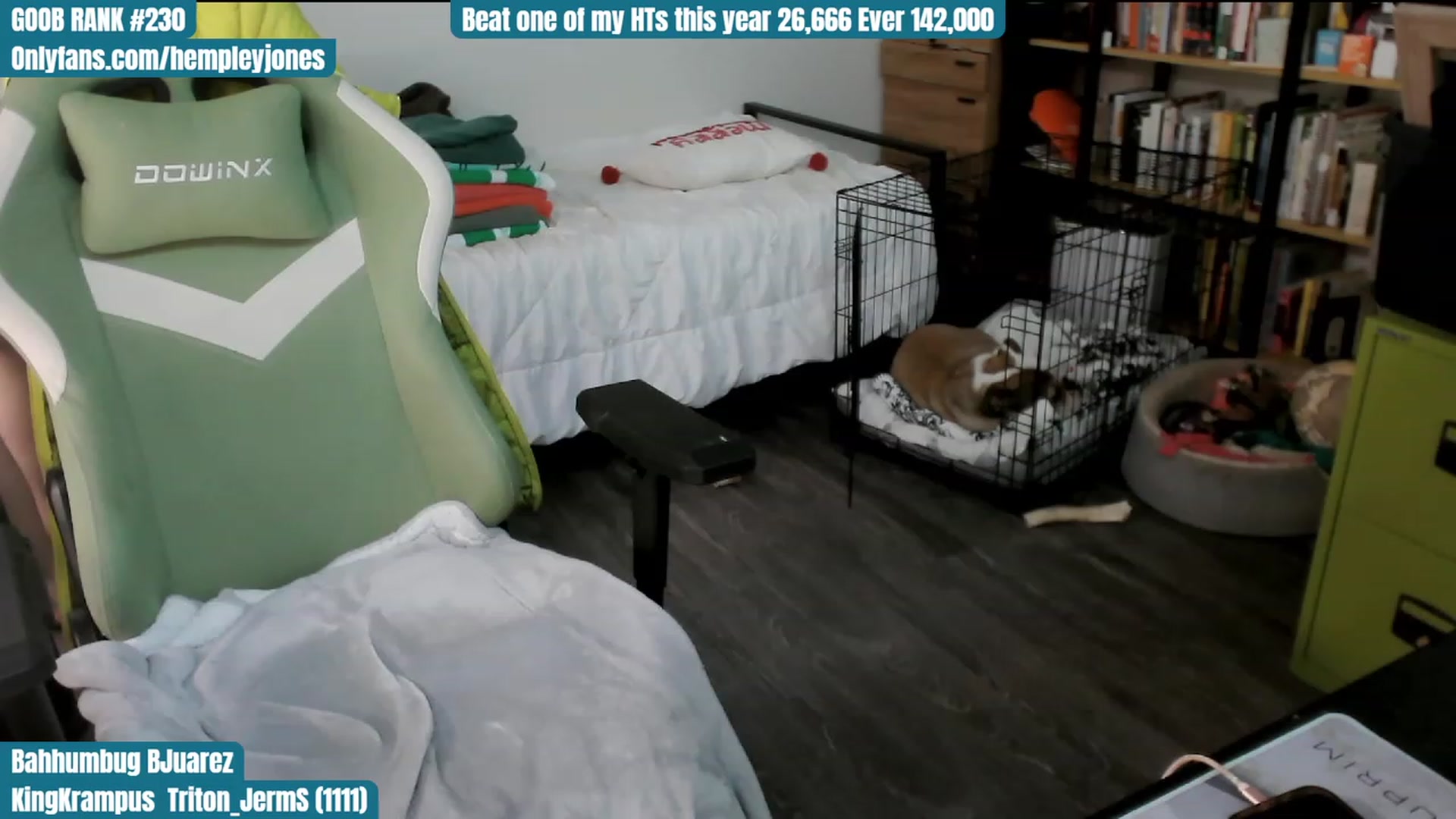 Gallery image thumbnail from Hempley's myfreecams stream on, 12/31/2023, 02:16 image 6 of 20