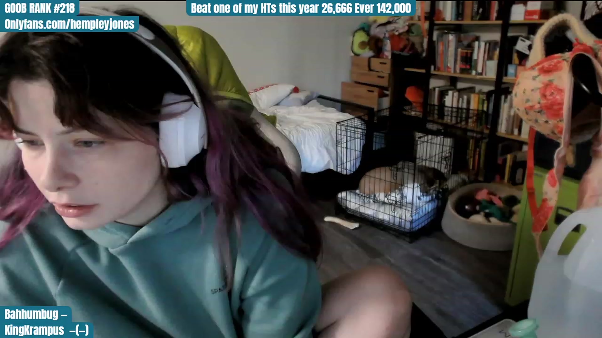Gallery image thumbnail from Hempley's myfreecams stream on, 12/31/2023, 18:30 image 1 of 20