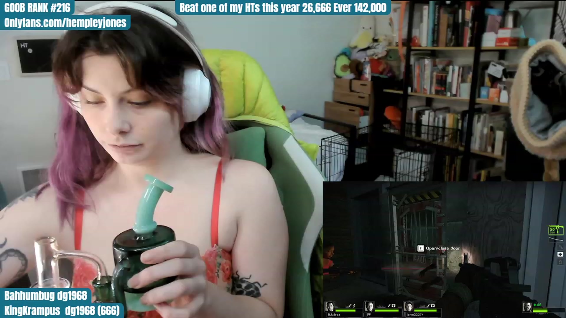 Gallery image thumbnail from Hempley's myfreecams stream on, 12/31/2023, 20:07 image 12 of 20