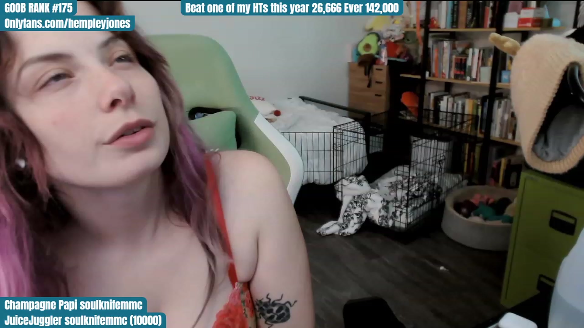 Gallery image thumbnail from Hempley's myfreecams stream on, 01/01/2024, 05:36 image 7 of 20