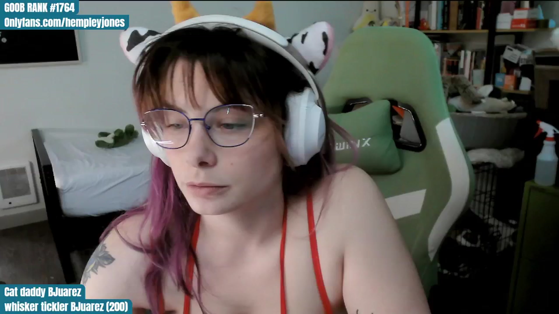 Gallery image thumbnail from Hempley's myfreecams stream on, 01/13/2024, 01:51 image 15 of 20