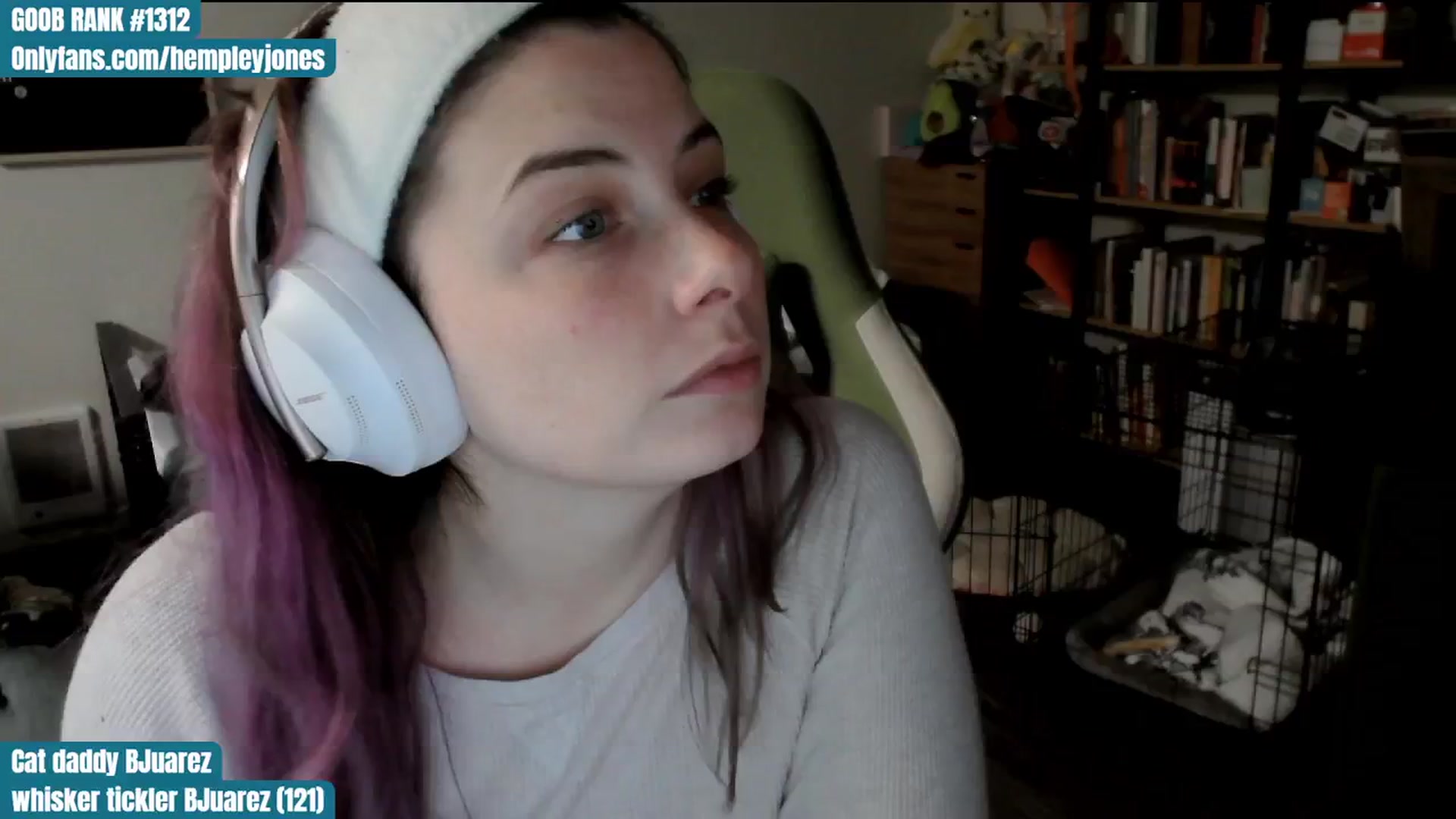 Gallery image thumbnail from Hempley's myfreecams stream on, 01/19/2024, 01:59 image 15 of 20