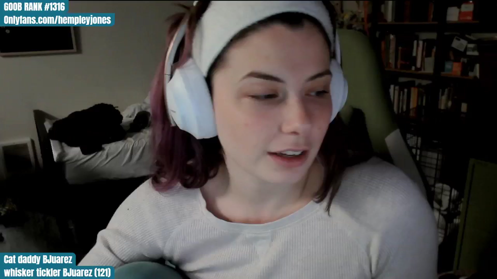 Gallery image thumbnail from Hempley's myfreecams stream on, 01/19/2024, 01:59 image 8 of 20