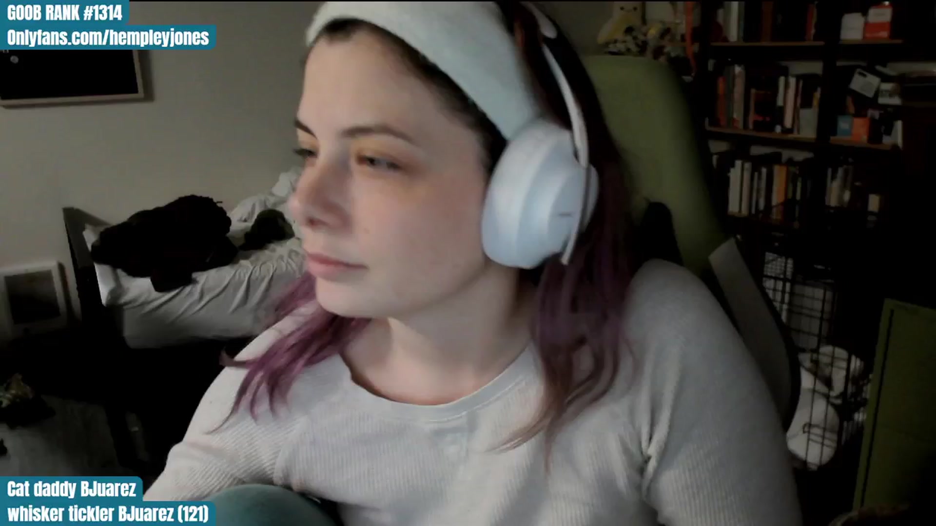 Gallery image thumbnail from Hempley's myfreecams stream on, 01/19/2024, 01:59 image 11 of 20