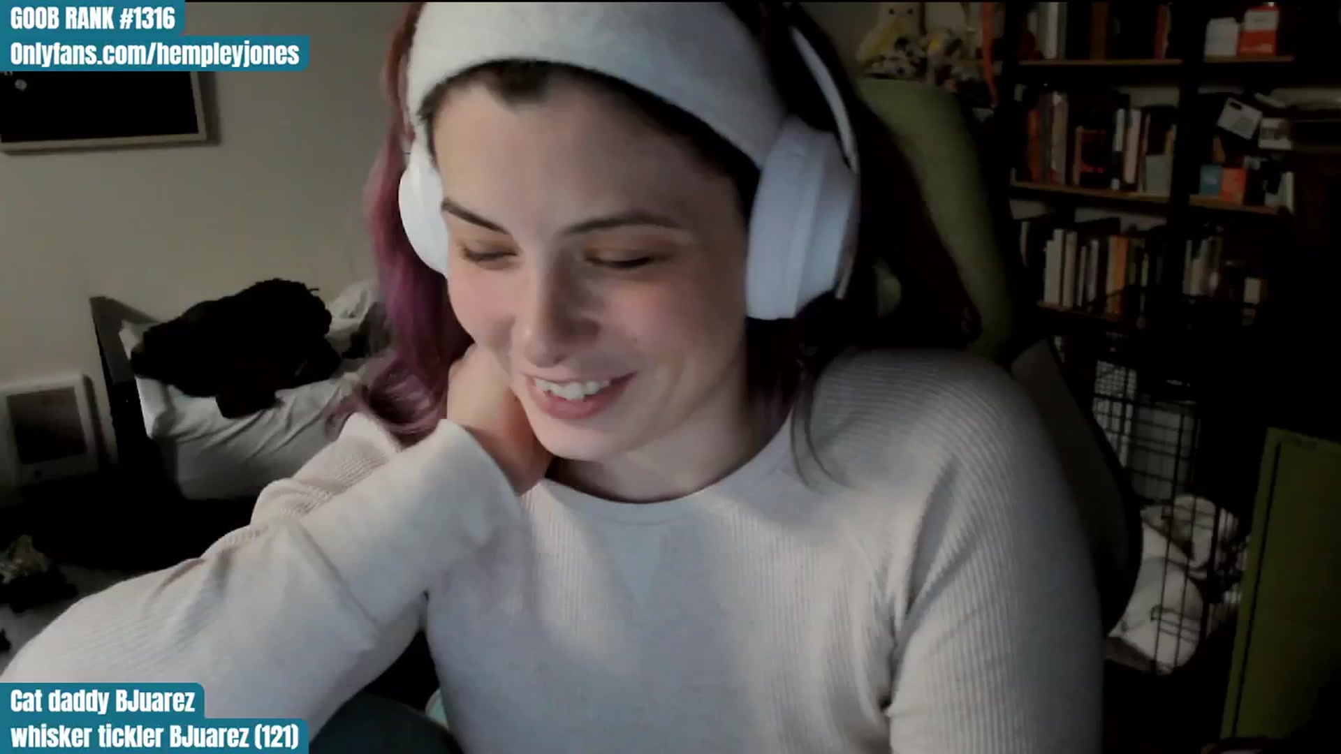 Gallery image thumbnail from Hempley's myfreecams stream on, 01/19/2024, 01:59 image 4 of 20