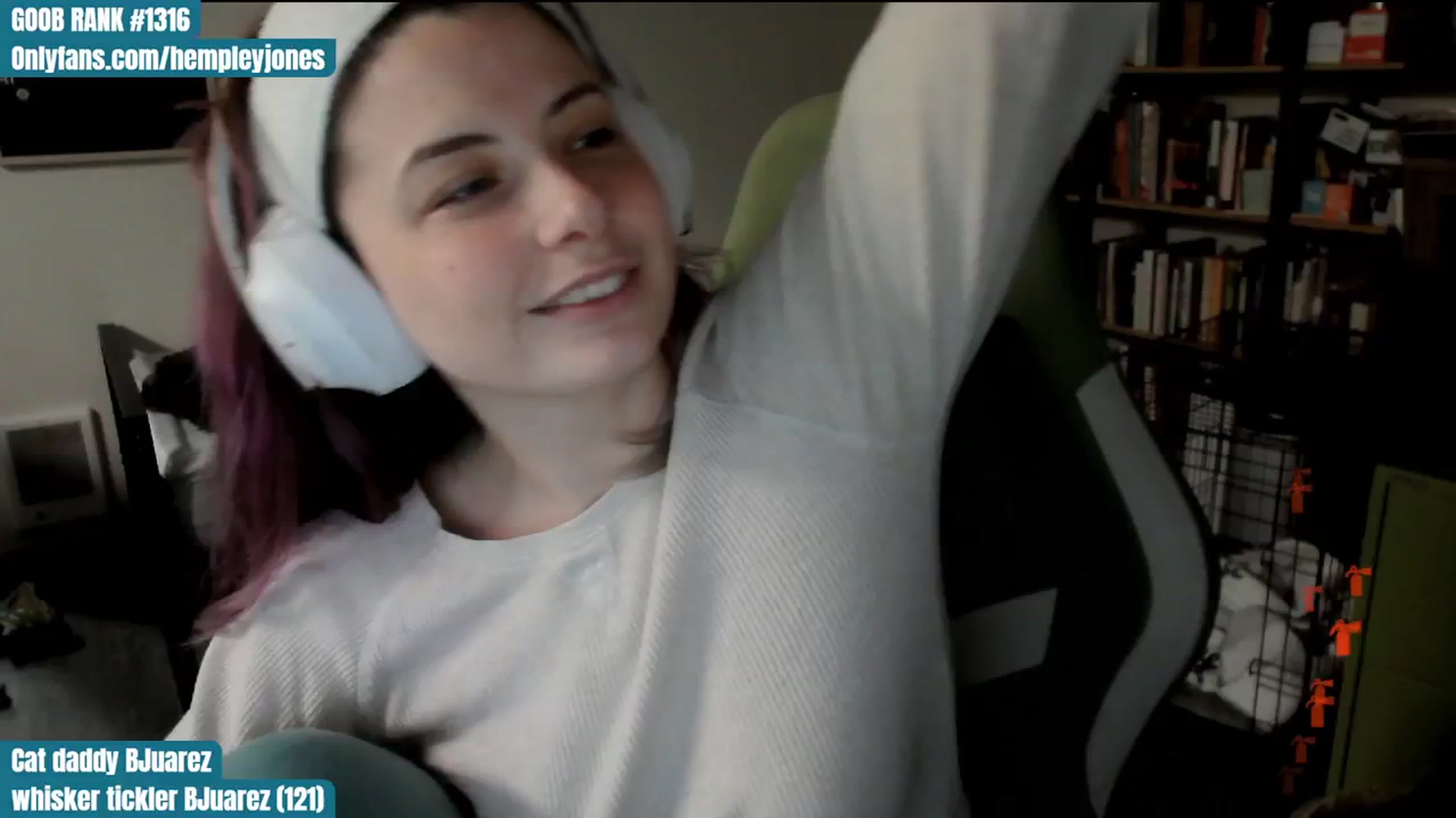 Gallery image thumbnail from Hempley's myfreecams stream on, 01/19/2024, 01:59 image 10 of 20