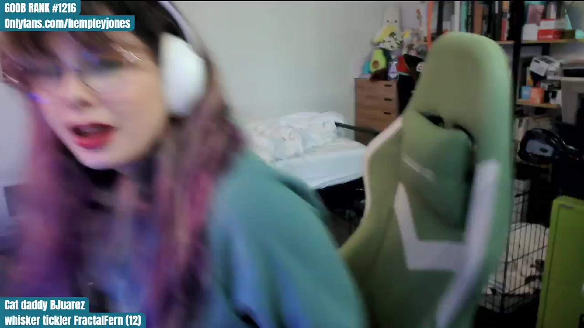 Gallery image thumbnail from Hempley's myfreecams stream on, 01/21/2024, 24:01 image 4 of 20