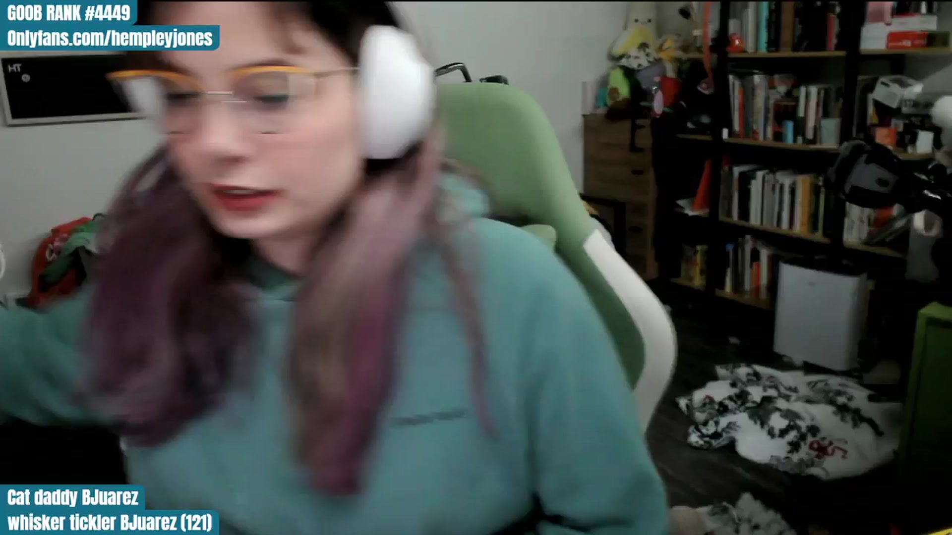Gallery image thumbnail from Hempley's myfreecams stream on, 02/05/2024, 02:04 image 4 of 20