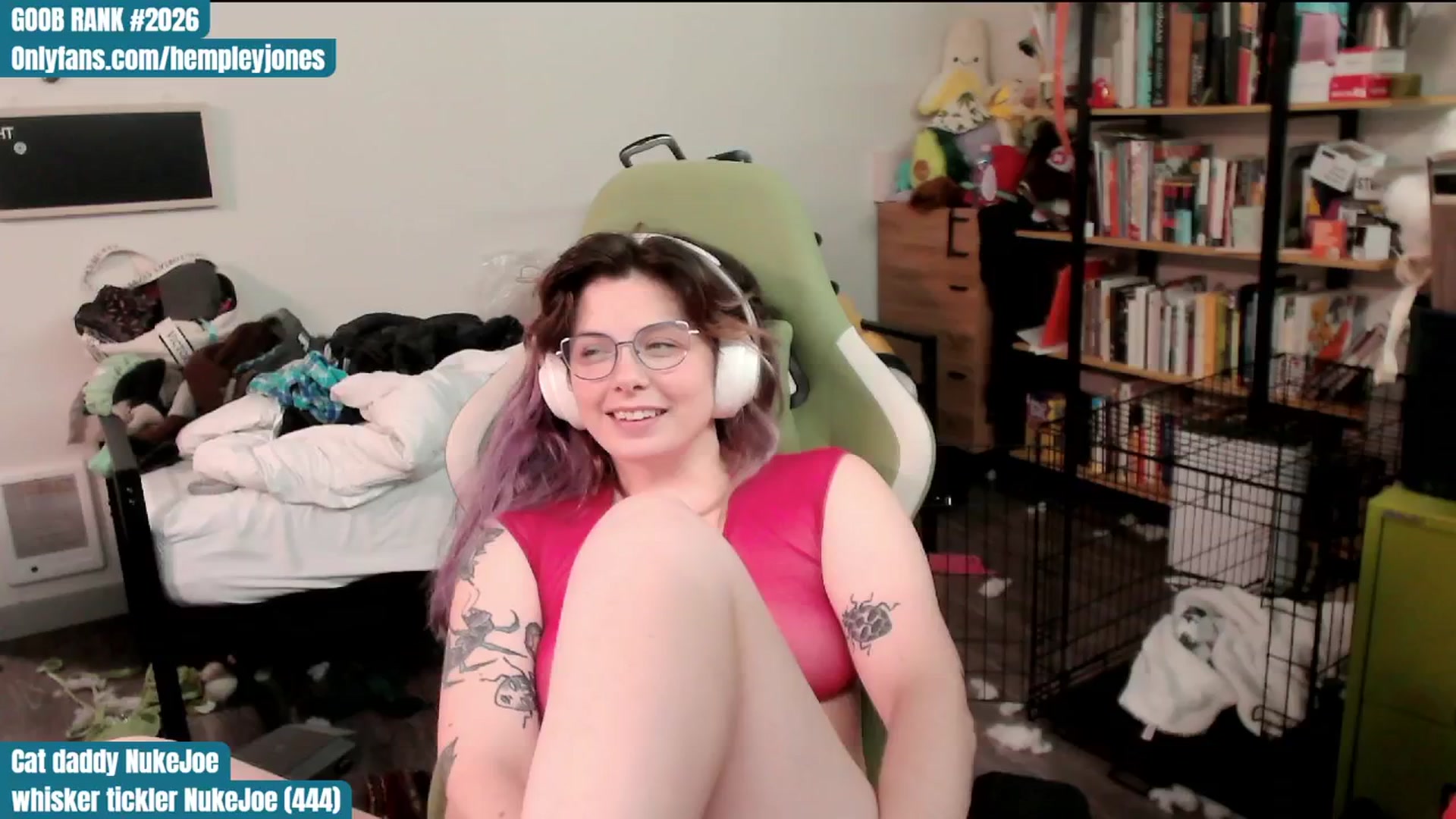 Gallery image thumbnail from Hempley's myfreecams stream on, 02/11/2024, 03:11 image 18 of 20