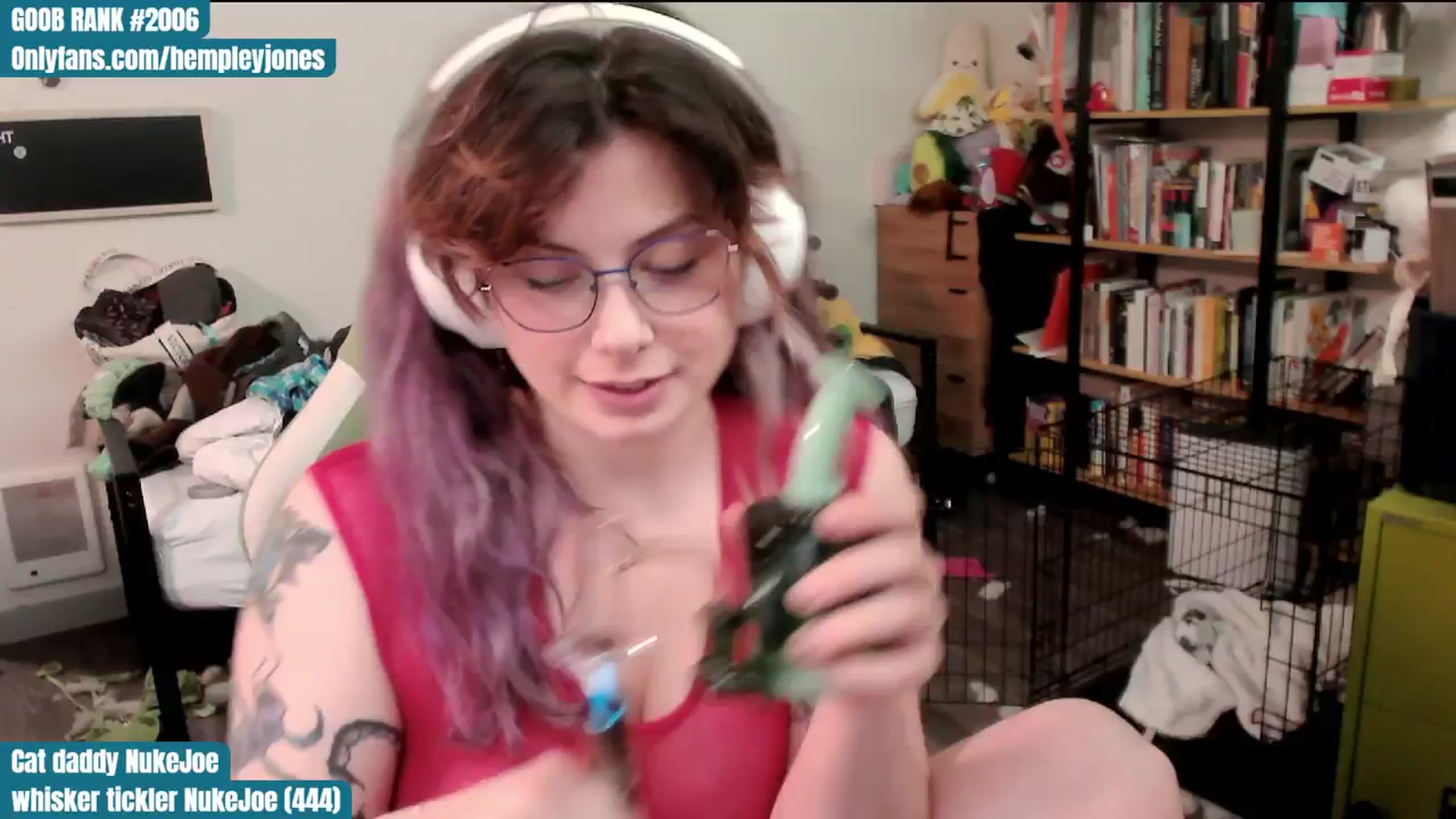 Gallery image thumbnail from Hempley's myfreecams stream on, 02/11/2024, 03:11 image 19 of 20