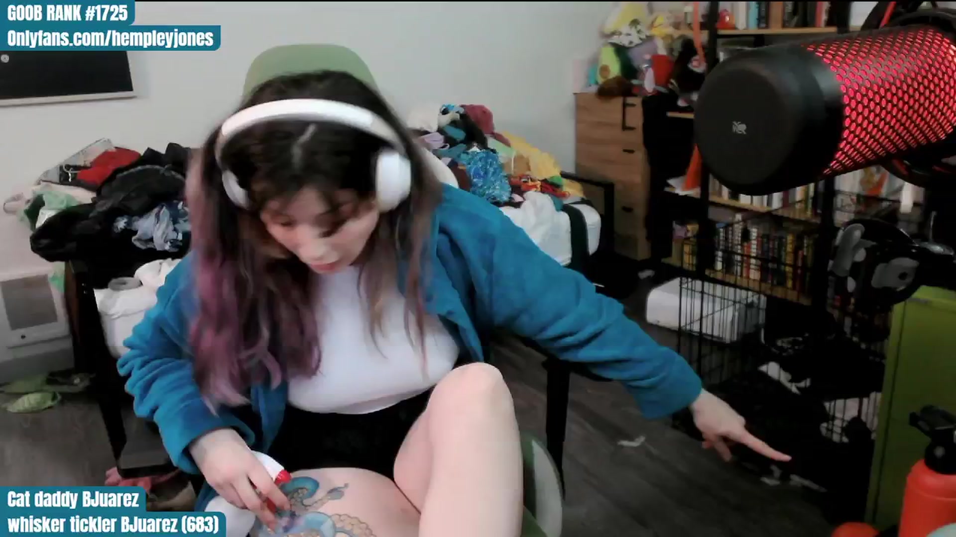 Gallery image thumbnail from Hempley's myfreecams stream on, 02/14/2024, 02:23 image 15 of 20