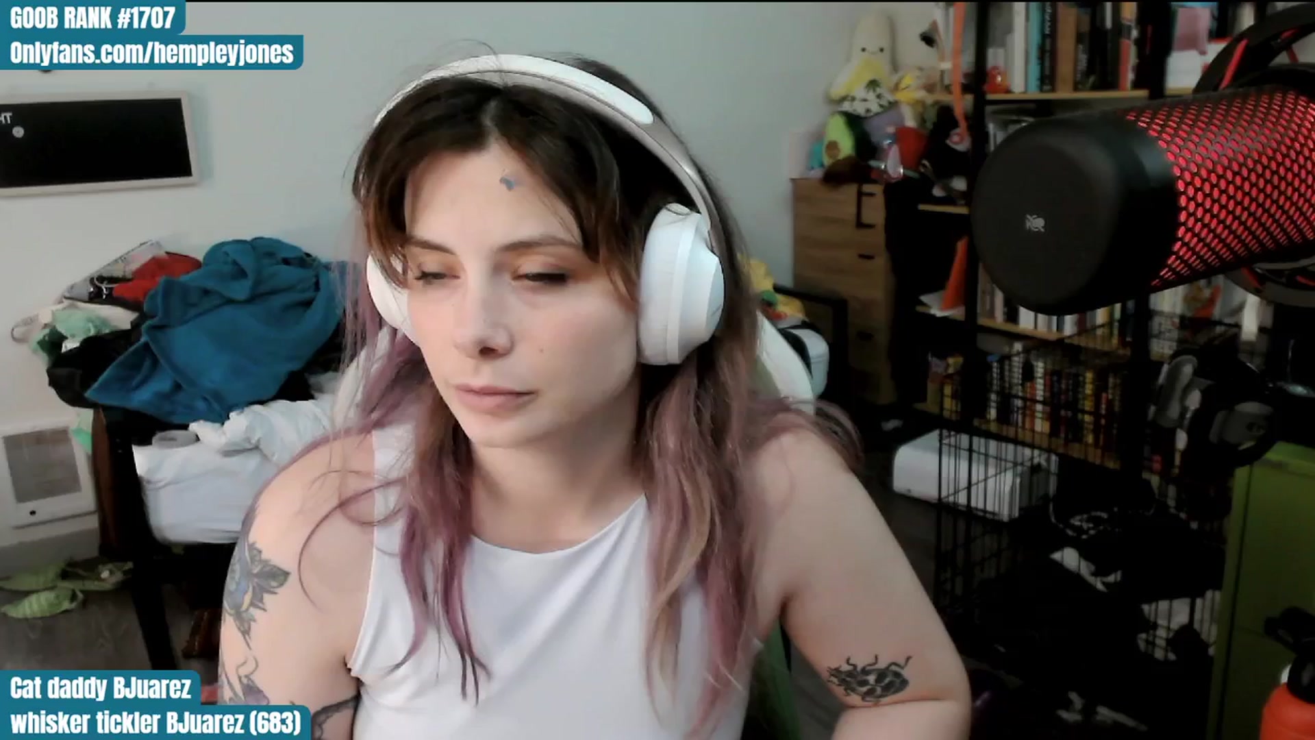 Gallery image thumbnail from Hempley's myfreecams stream on, 02/14/2024, 02:23 image 18 of 20