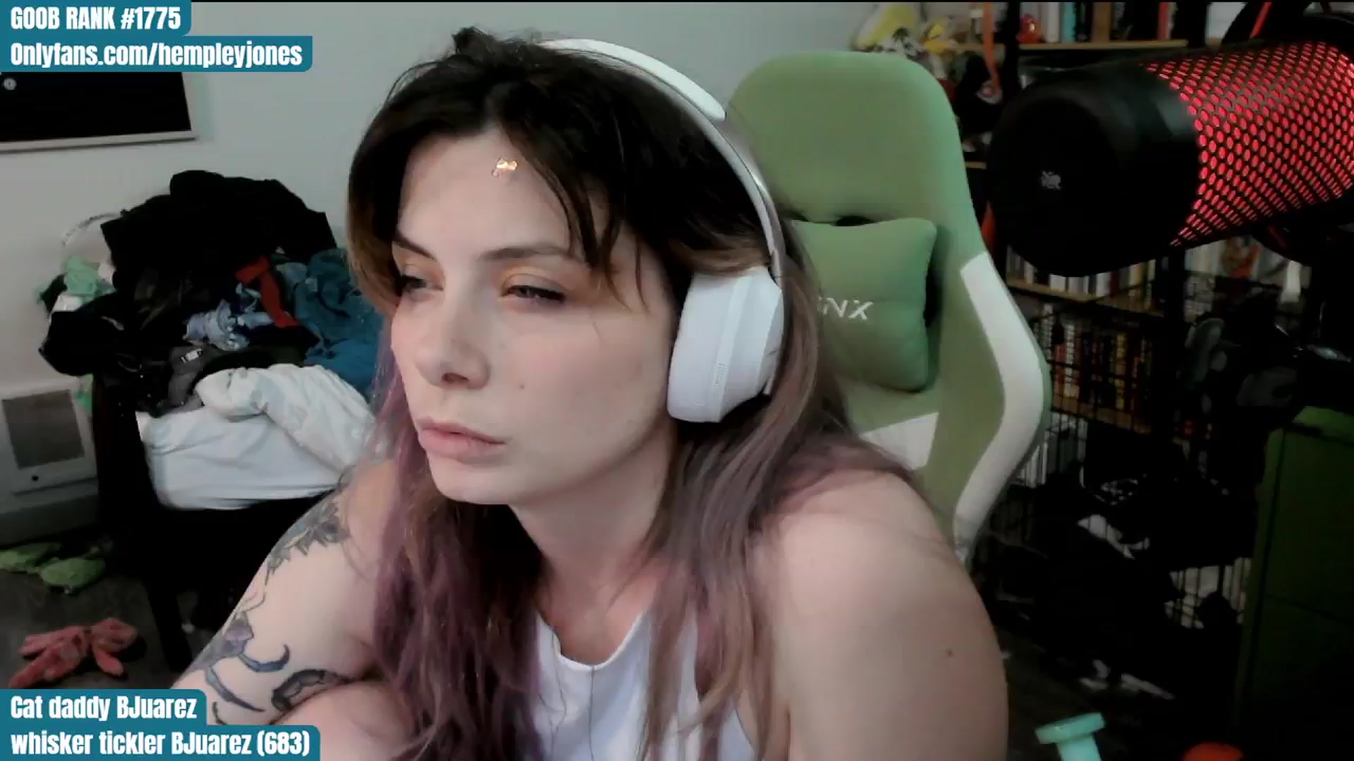 Gallery image thumbnail from Hempley's myfreecams stream on, 02/14/2024, 02:23 image 6 of 20