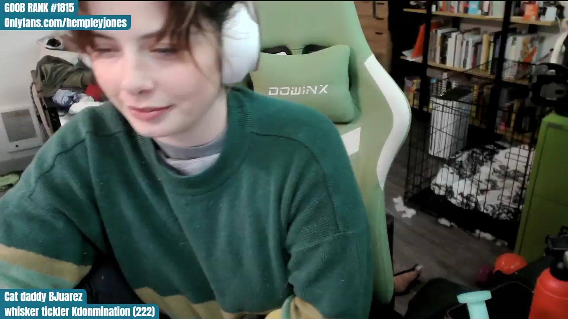 Gallery image thumbnail from Hempley's myfreecams stream on, 02/17/2024, 03:17 image 16 of 20