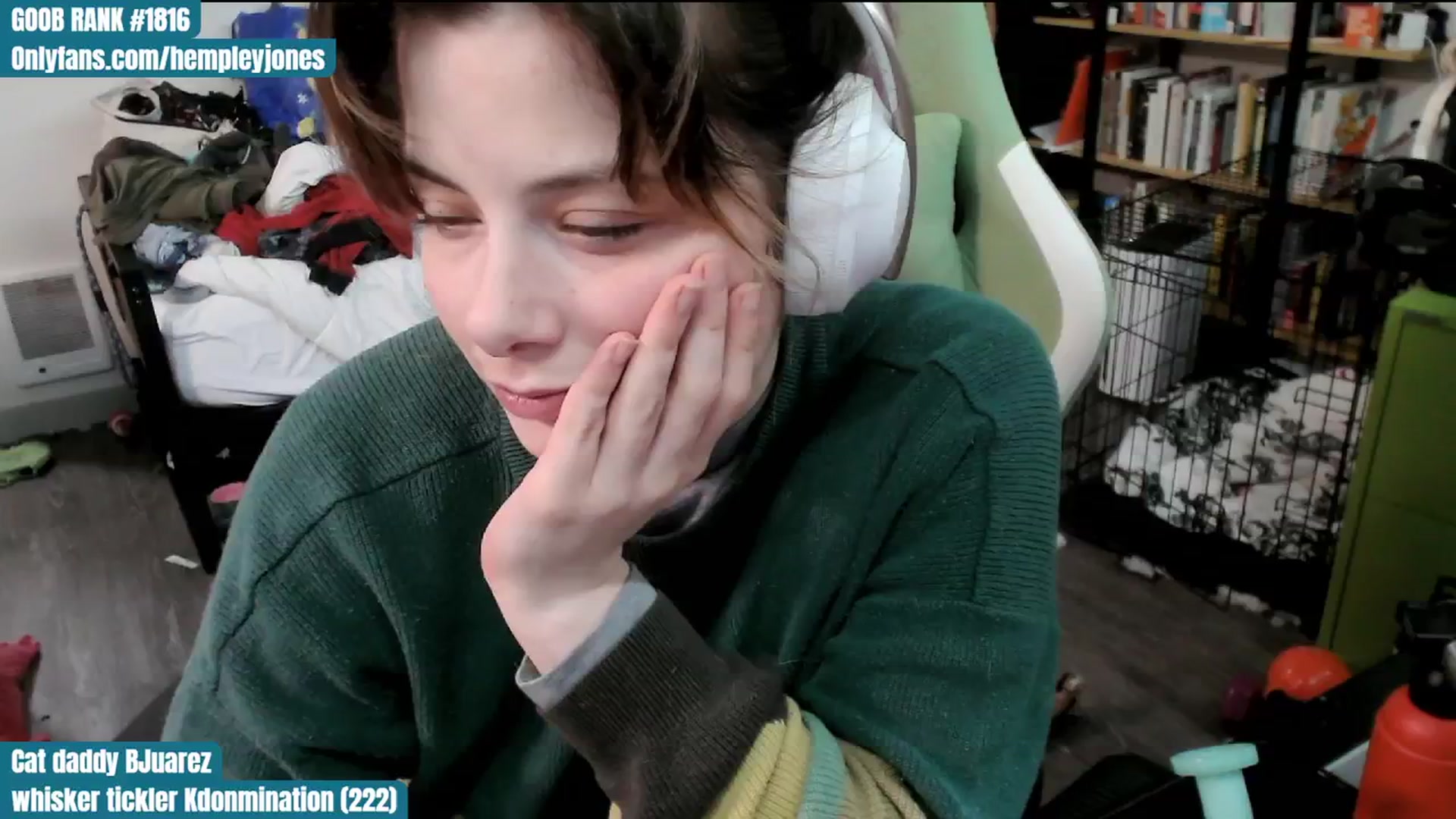 Gallery image thumbnail from Hempley's myfreecams stream on, 02/17/2024, 03:17 image 18 of 20