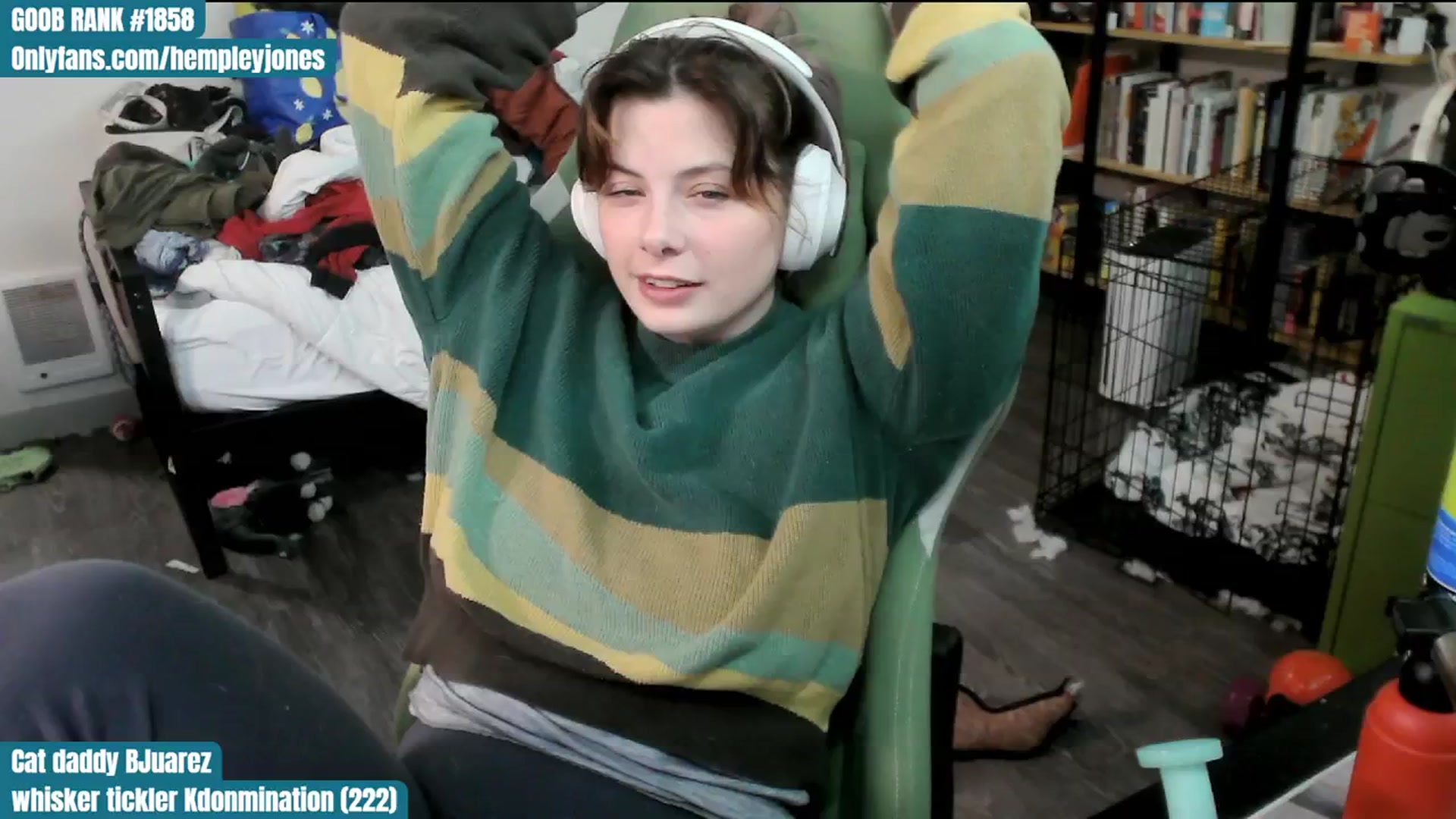Gallery image thumbnail from Hempley's myfreecams stream on, 02/17/2024, 03:17 image 6 of 20