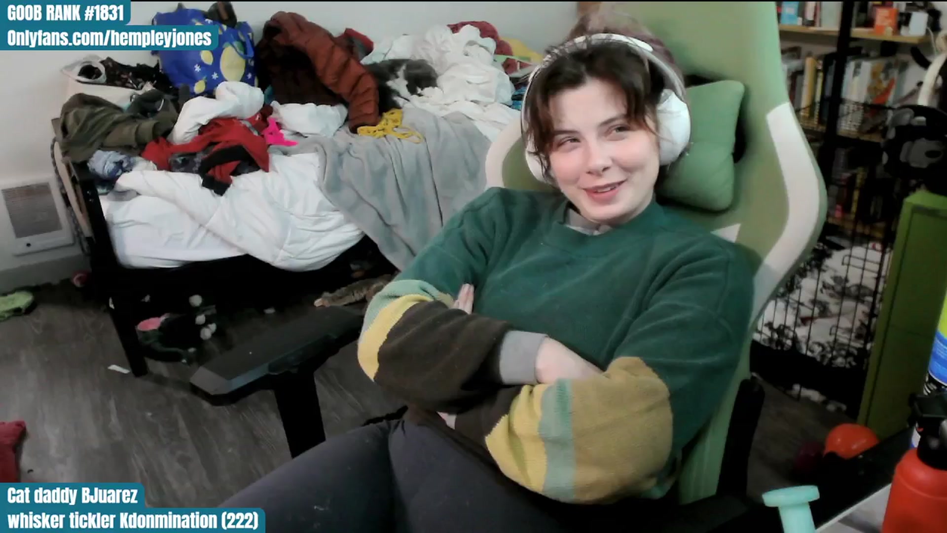 Gallery image thumbnail from Hempley's myfreecams stream on, 02/17/2024, 03:17 image 15 of 20