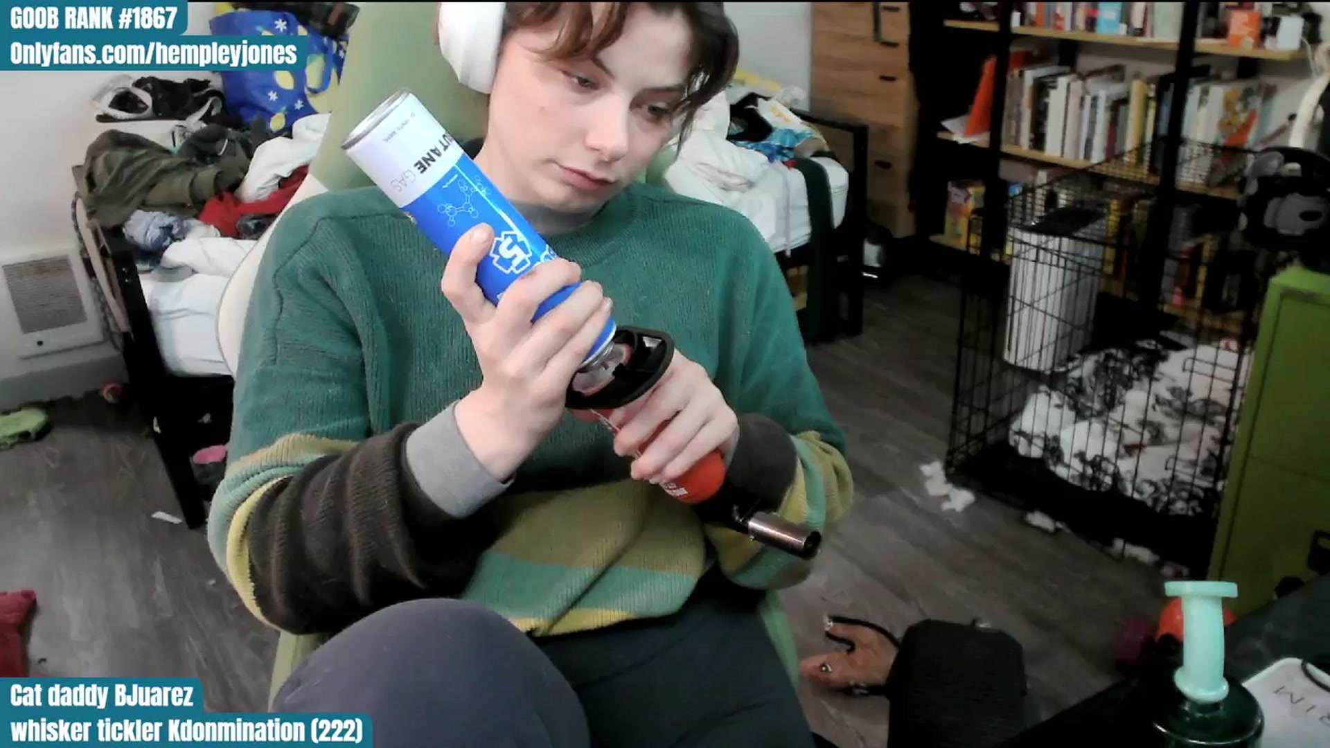 Gallery image thumbnail from Hempley's myfreecams stream on, 02/17/2024, 03:17 image 4 of 20