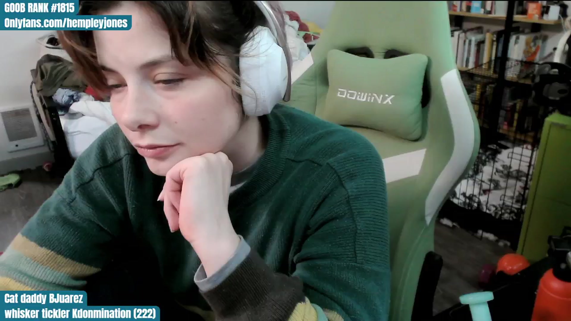 Gallery image thumbnail from Hempley's myfreecams stream on, 02/17/2024, 03:17 image 17 of 20