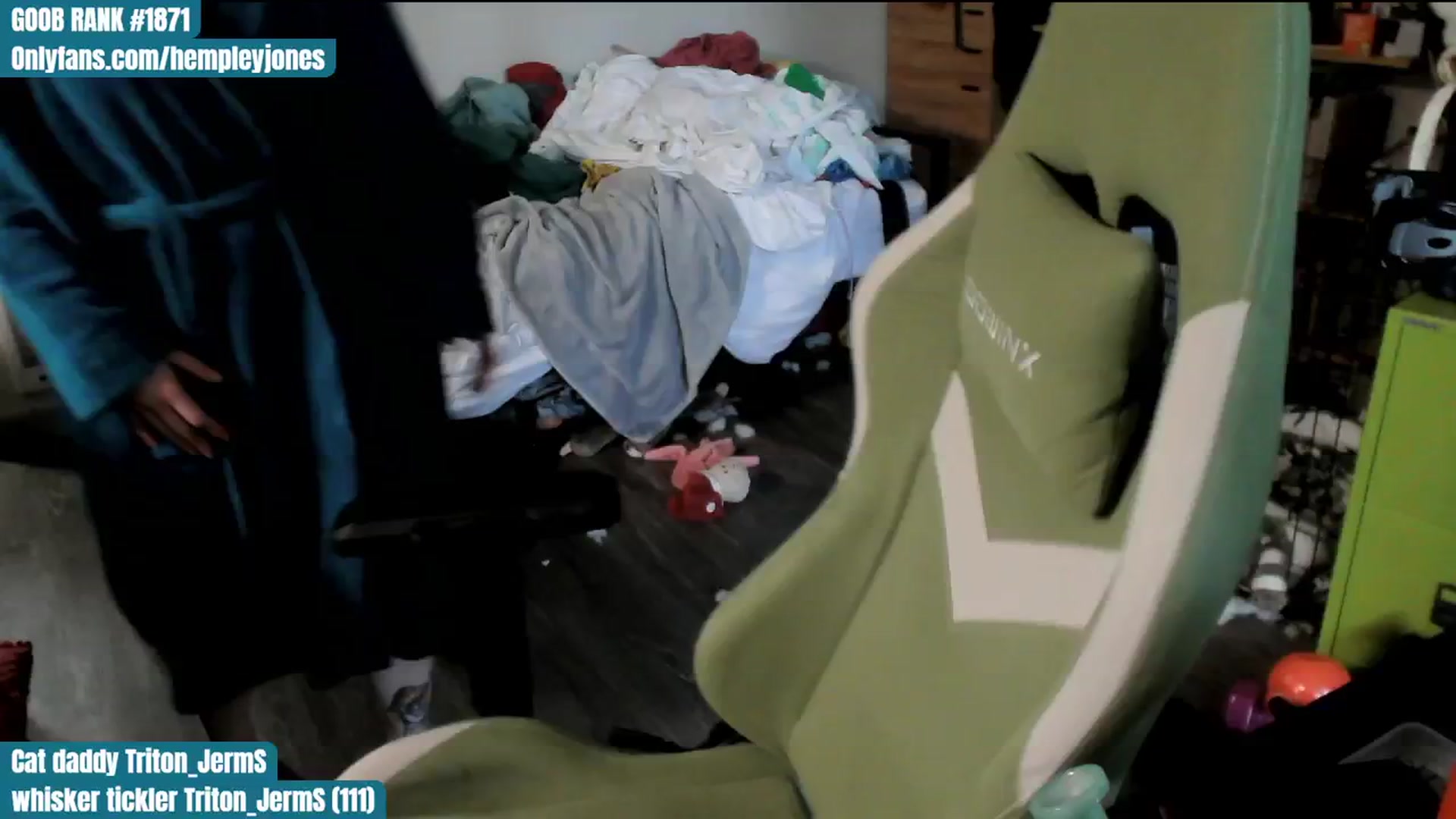 Gallery image thumbnail from Hempley's myfreecams stream on, 02/17/2024, 23:28 image 5 of 20