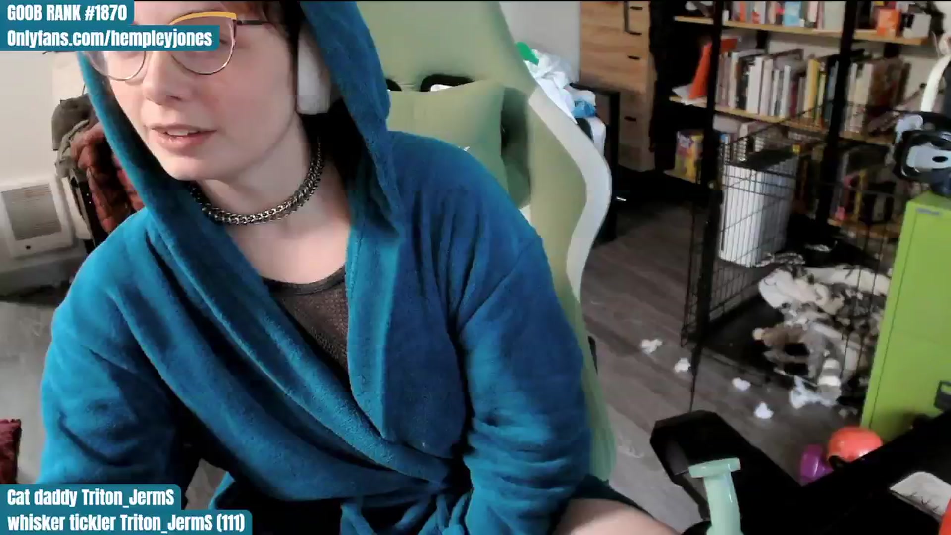 Gallery image thumbnail from Hempley's myfreecams stream on, 02/17/2024, 23:28 image 7 of 20