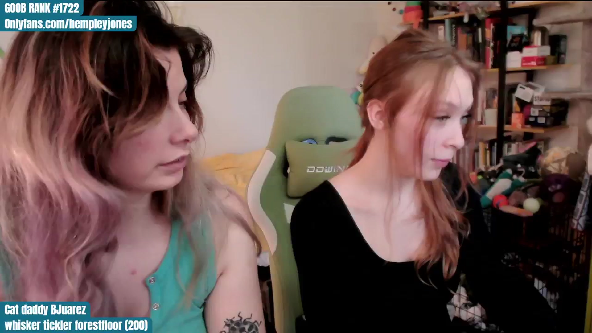 Gallery image thumbnail from Hempley's myfreecams stream on, 03/16/2024, 22:19 image 2 of 20