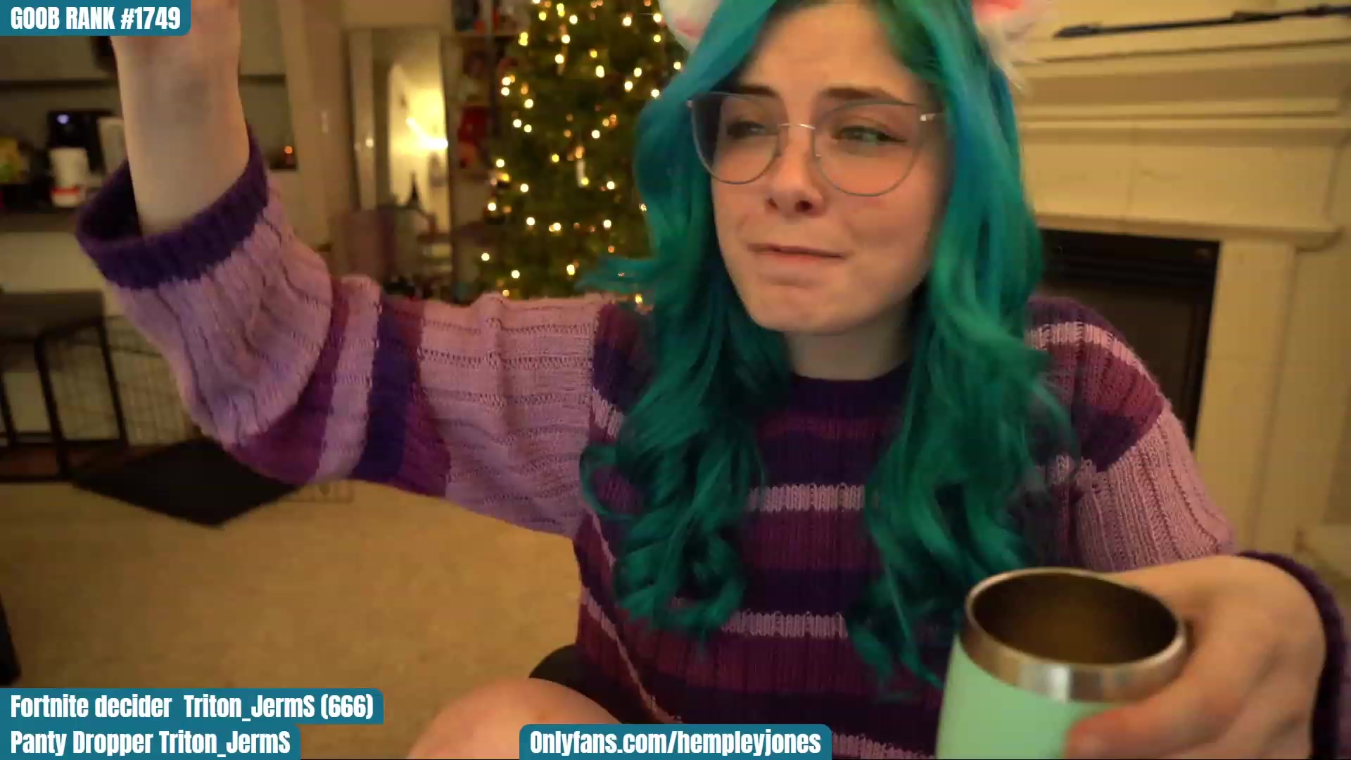 Gallery image thumbnail from Hempleyjones's myfreecams stream on, 12/01/2022, 24:58 image 7 of 20