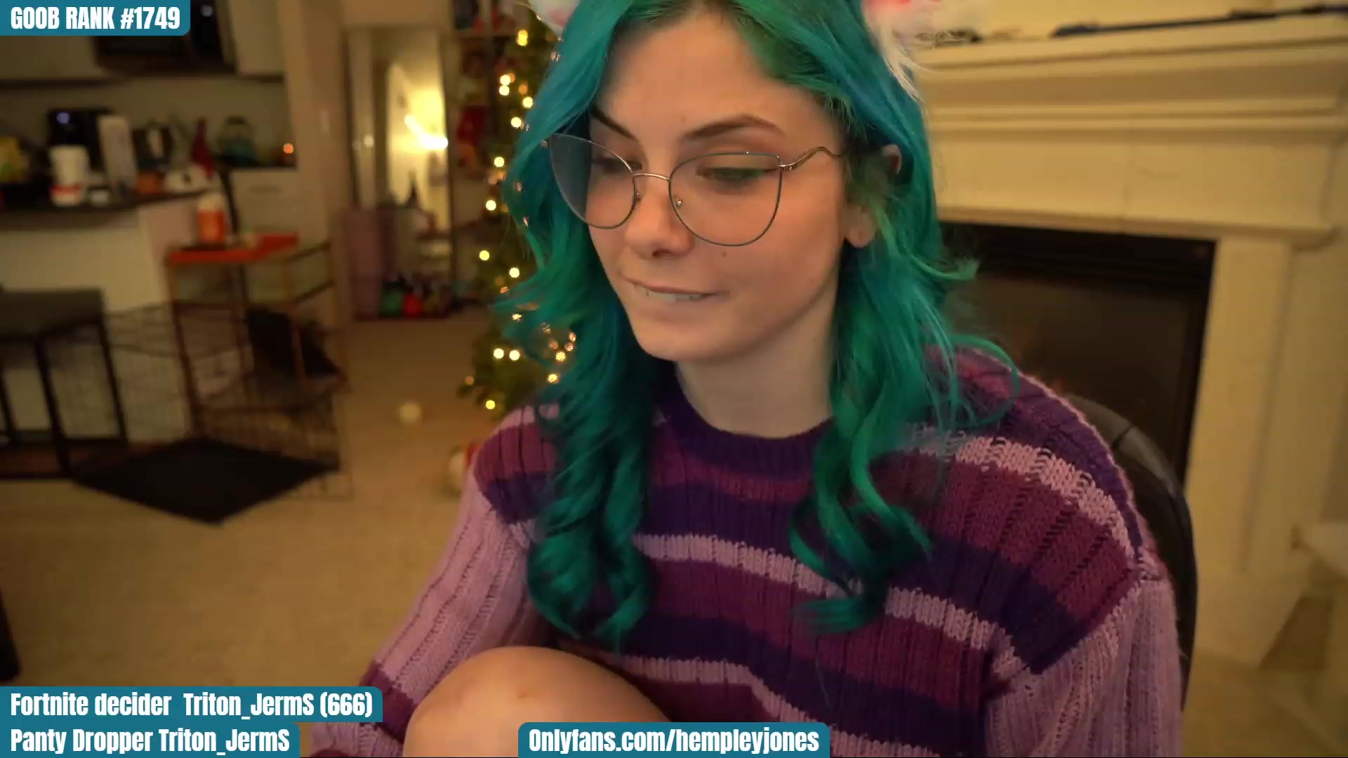 Gallery image thumbnail from Hempleyjones's myfreecams stream on, 12/01/2022, 24:58 image 5 of 20