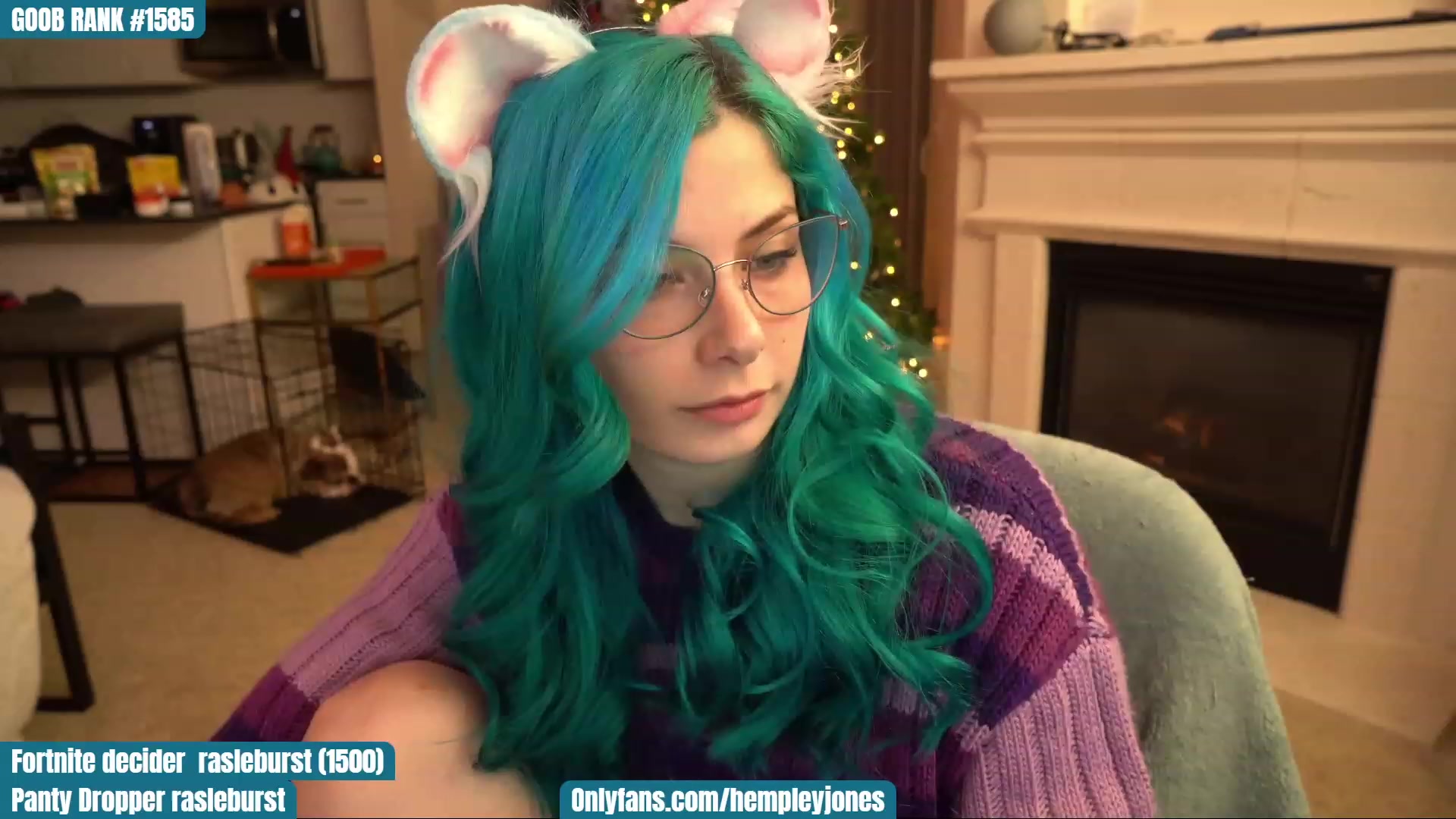 Gallery image thumbnail from Hempleyjones's myfreecams stream on, 12/01/2022, 01:33 image 19 of 20