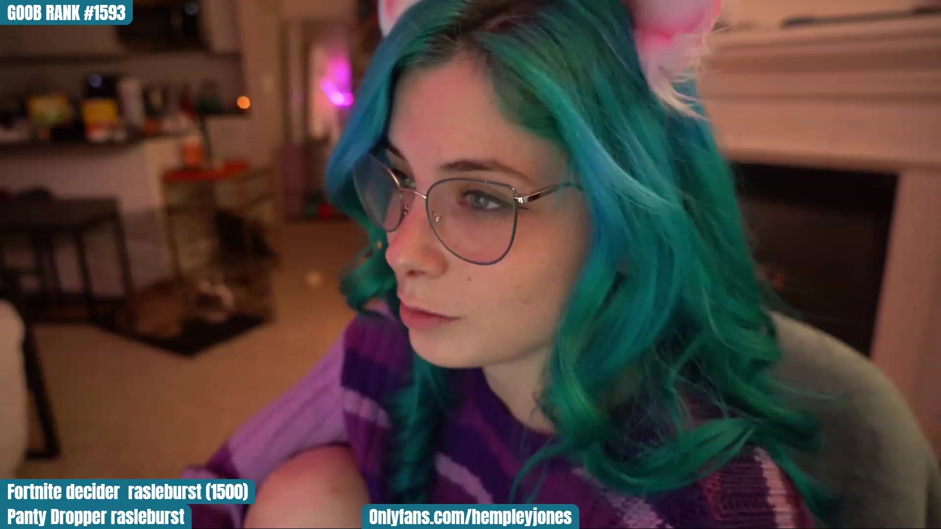 Gallery image thumbnail from Hempleyjones's myfreecams stream on, 12/01/2022, 01:33 image 9 of 20