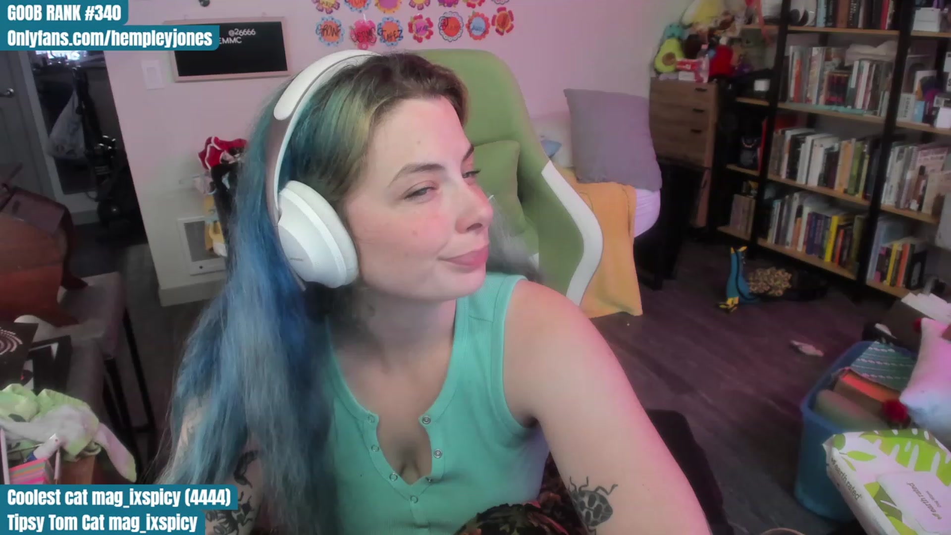 Gallery image thumbnail from Hempleyjones's myfreecams stream on, 07/22/2023, 01:05 image 20 of 20
