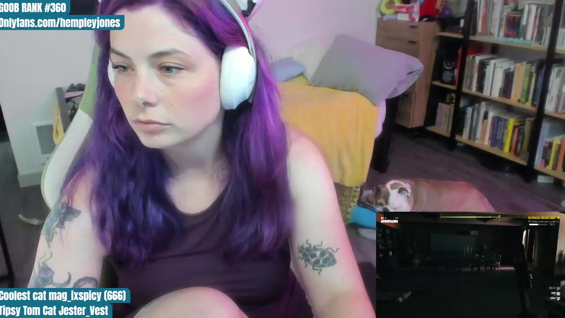 Gallery image thumbnail from Hempleyjones's myfreecams stream on, 07/26/2023, 01:02 image 18 of 20