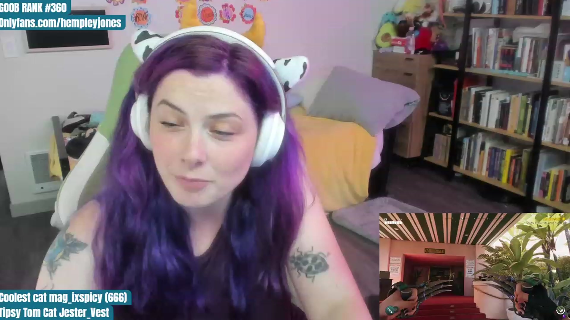 Gallery image thumbnail from Hempleyjones's myfreecams stream on, 07/26/2023, 01:02 image 12 of 20