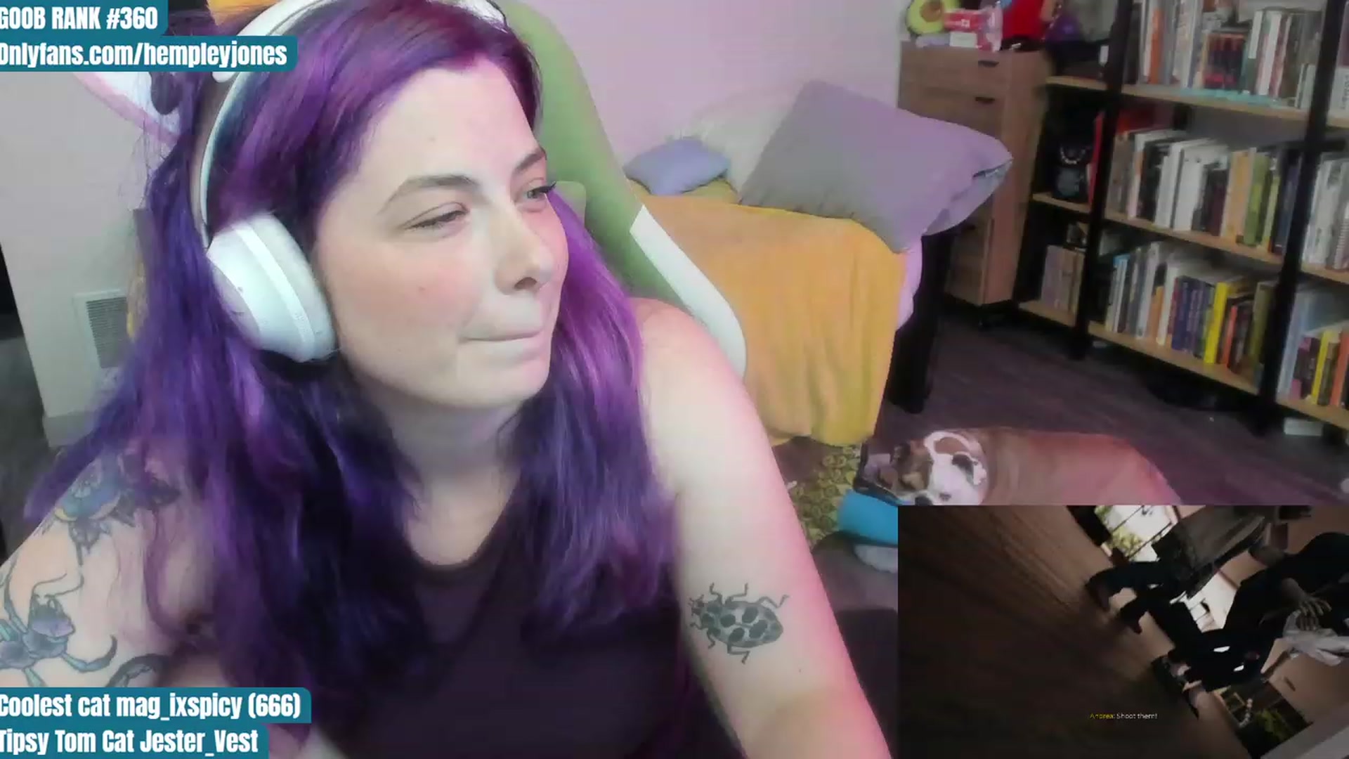 Gallery image thumbnail from Hempleyjones's myfreecams stream on, 07/26/2023, 02:06 image 4 of 20