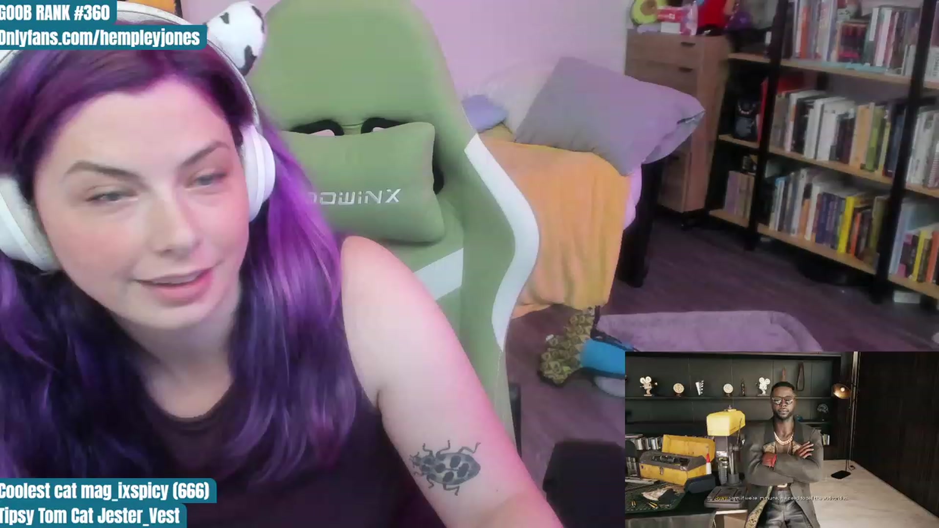 Gallery image thumbnail from Hempleyjones's myfreecams stream on, 07/26/2023, 02:06 image 6 of 20