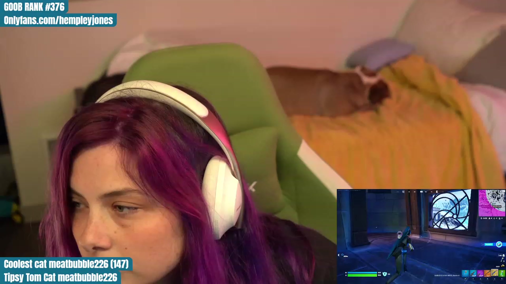 Gallery image thumbnail from Hempleyjones's myfreecams stream on, 07/27/2023, 24:04 image 19 of 20