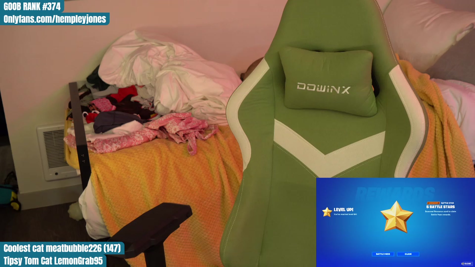 Gallery image thumbnail from Hempleyjones's myfreecams stream on, 07/27/2023, 24:25 image 19 of 20