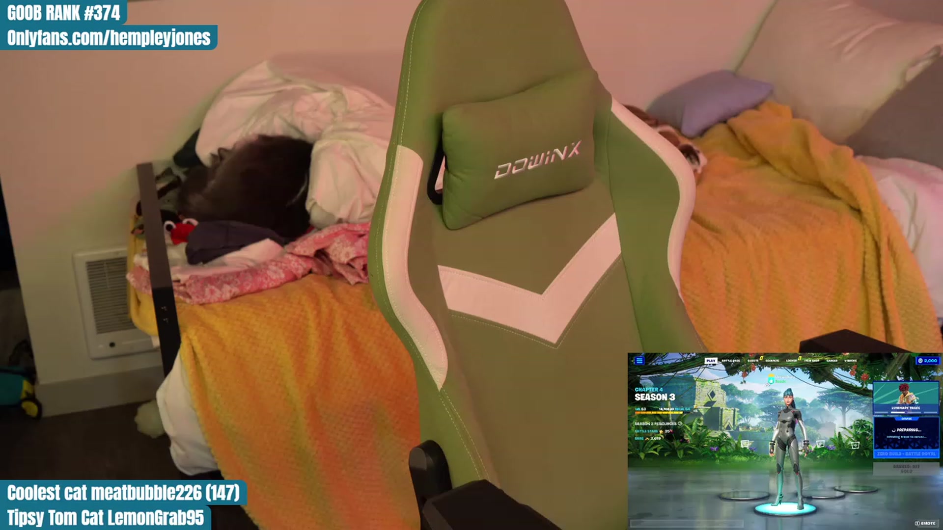 Gallery image thumbnail from Hempleyjones's myfreecams stream on, 07/27/2023, 24:25 image 9 of 20