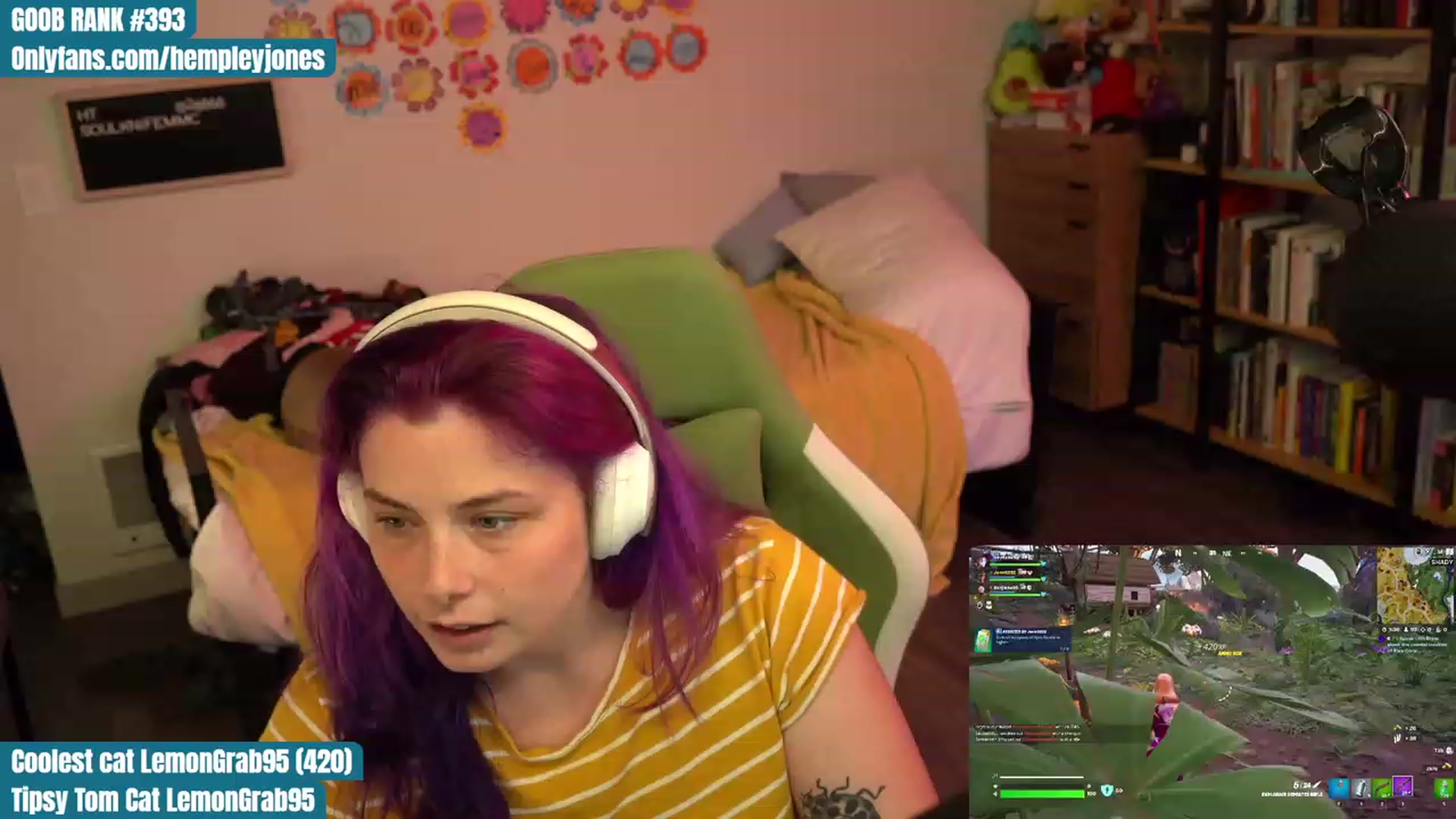 Gallery image thumbnail from Hempleyjones's myfreecams stream on, 07/29/2023, 24:18 image 19 of 20