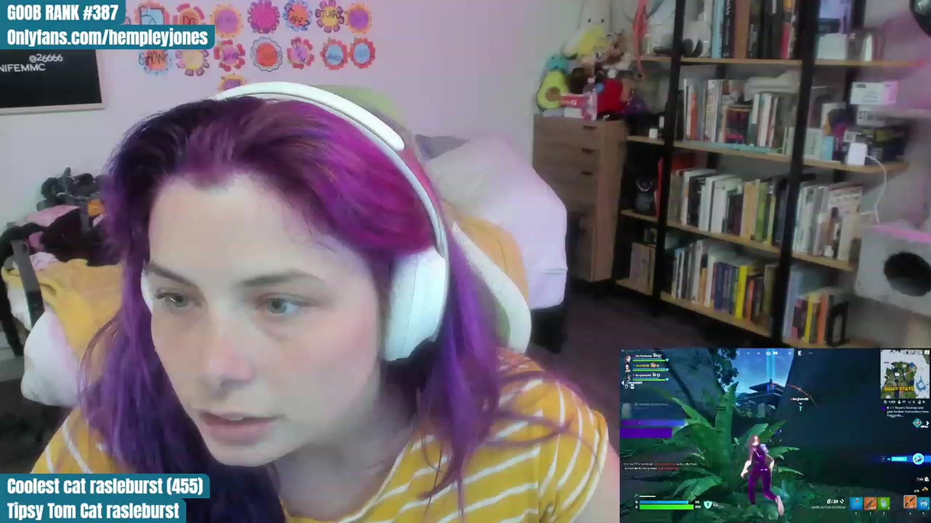 Gallery image thumbnail from Hempleyjones's myfreecams stream on, 07/29/2023, 02:02 image 15 of 20