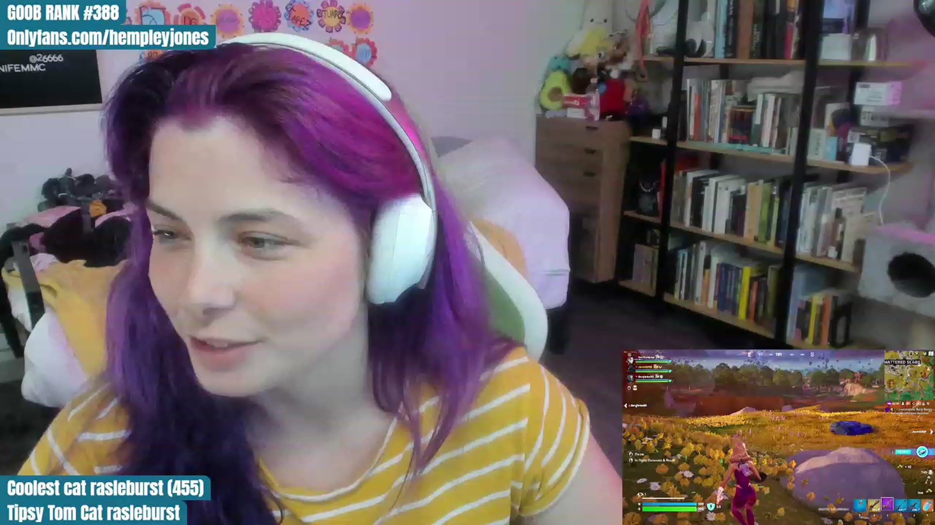 Gallery image thumbnail from Hempleyjones's myfreecams stream on, 07/29/2023, 02:02 image 13 of 20
