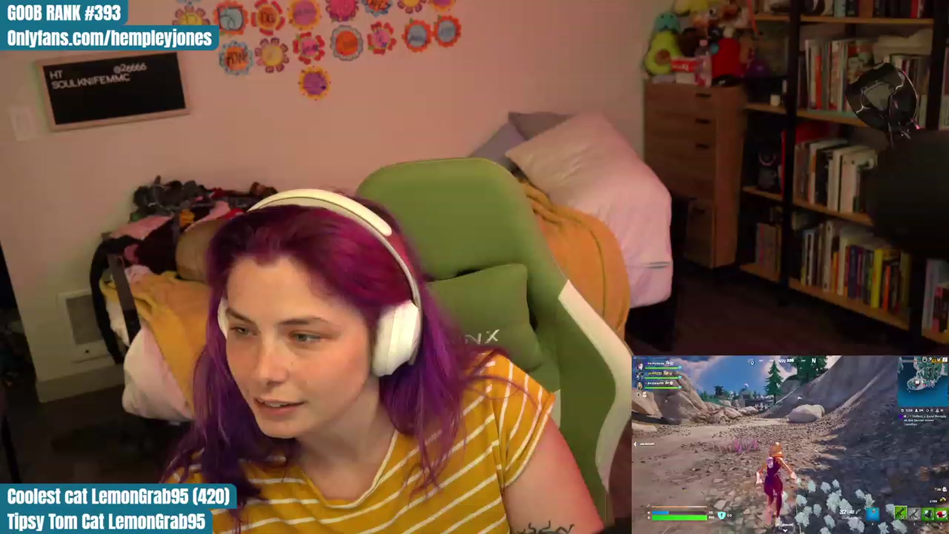 Gallery image thumbnail from Hempleyjones's myfreecams stream on, 07/29/2023, 02:02 image 3 of 20