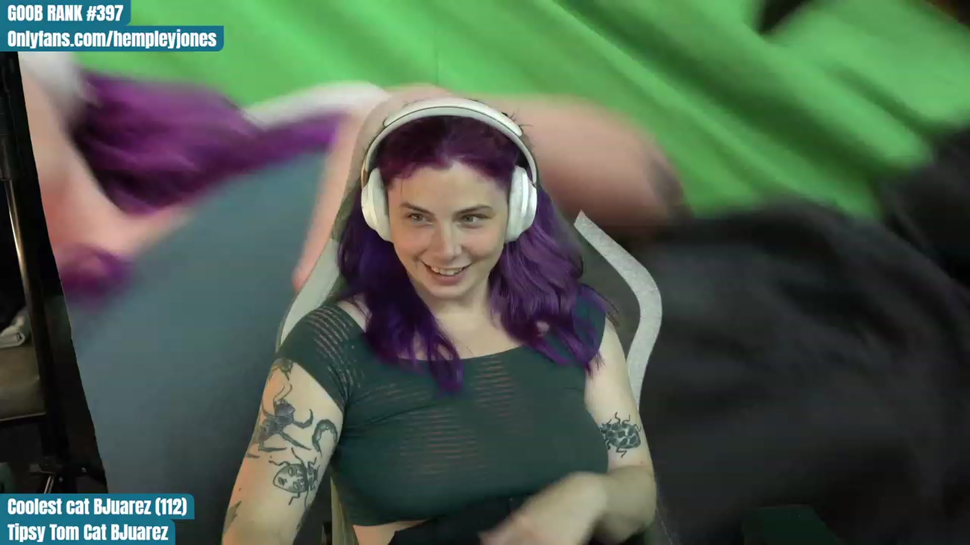 Gallery image thumbnail from Hempleyjones's myfreecams stream on, 07/30/2023, 24:23 image 8 of 20